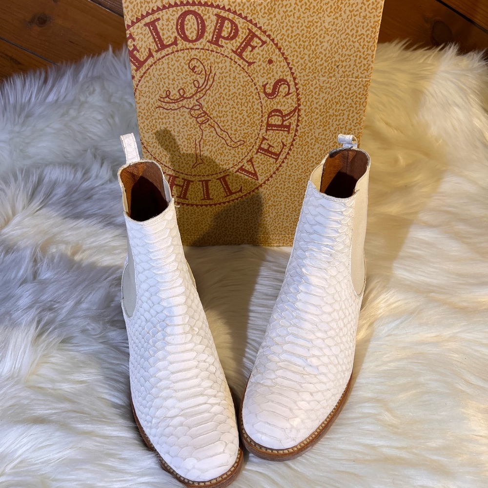 Penelope Chilvers White Python Textured Ankle Boo… - image 1